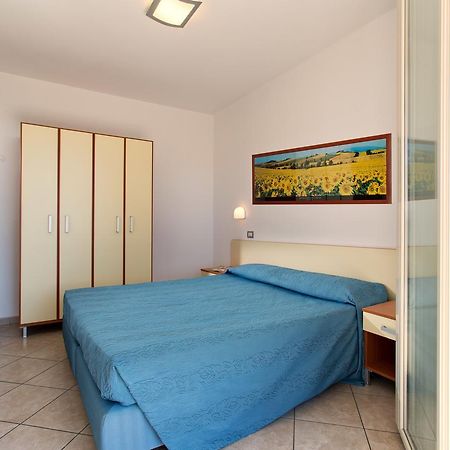 Residence Il Girasole 1 Alba Adriatica Kültér fotó